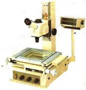 Tool Makers Microscope (TMM 555) | Mitoya Instruments